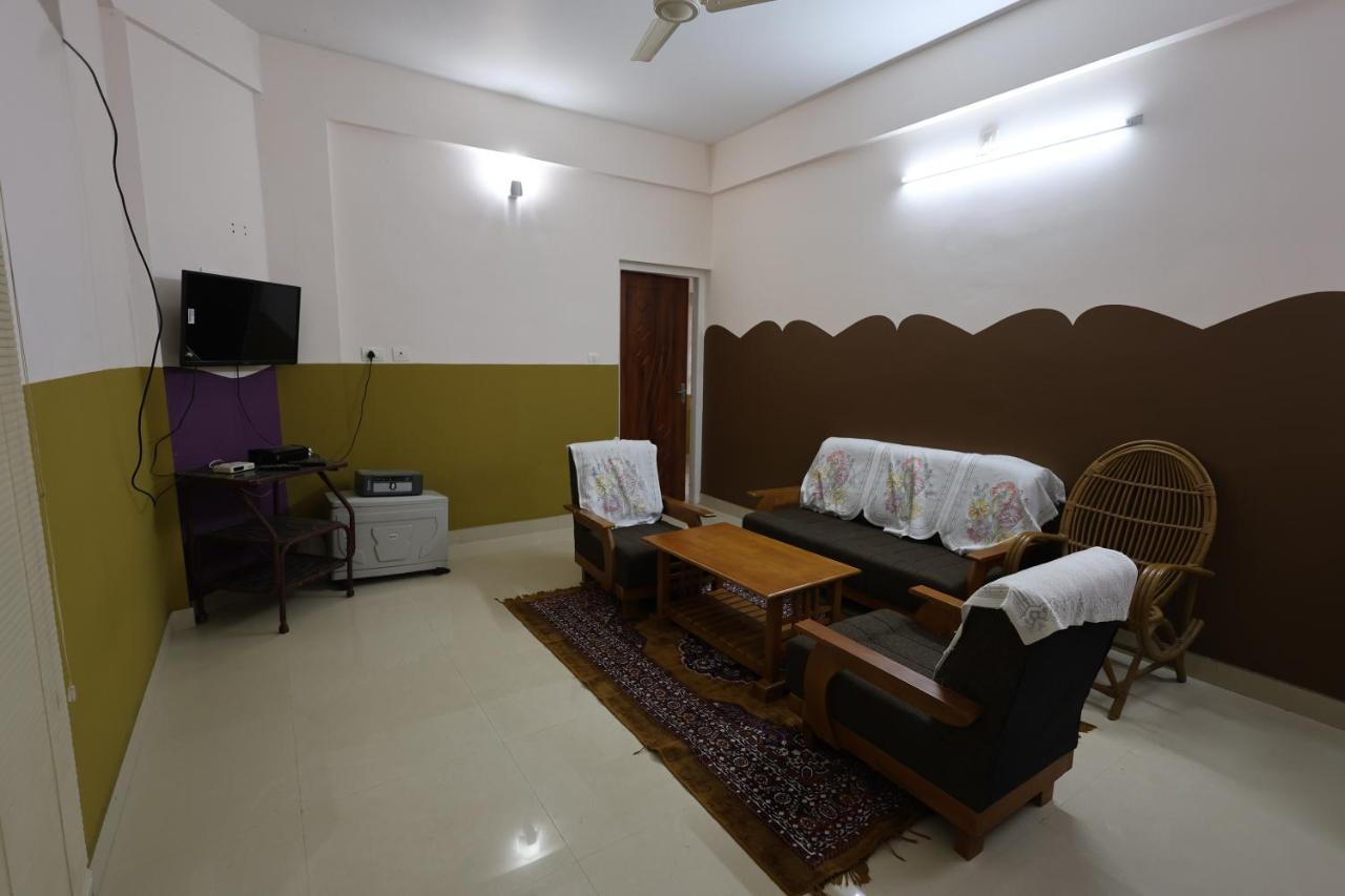 Wayanad Regal Residency Hotel Калпата Екстериор снимка