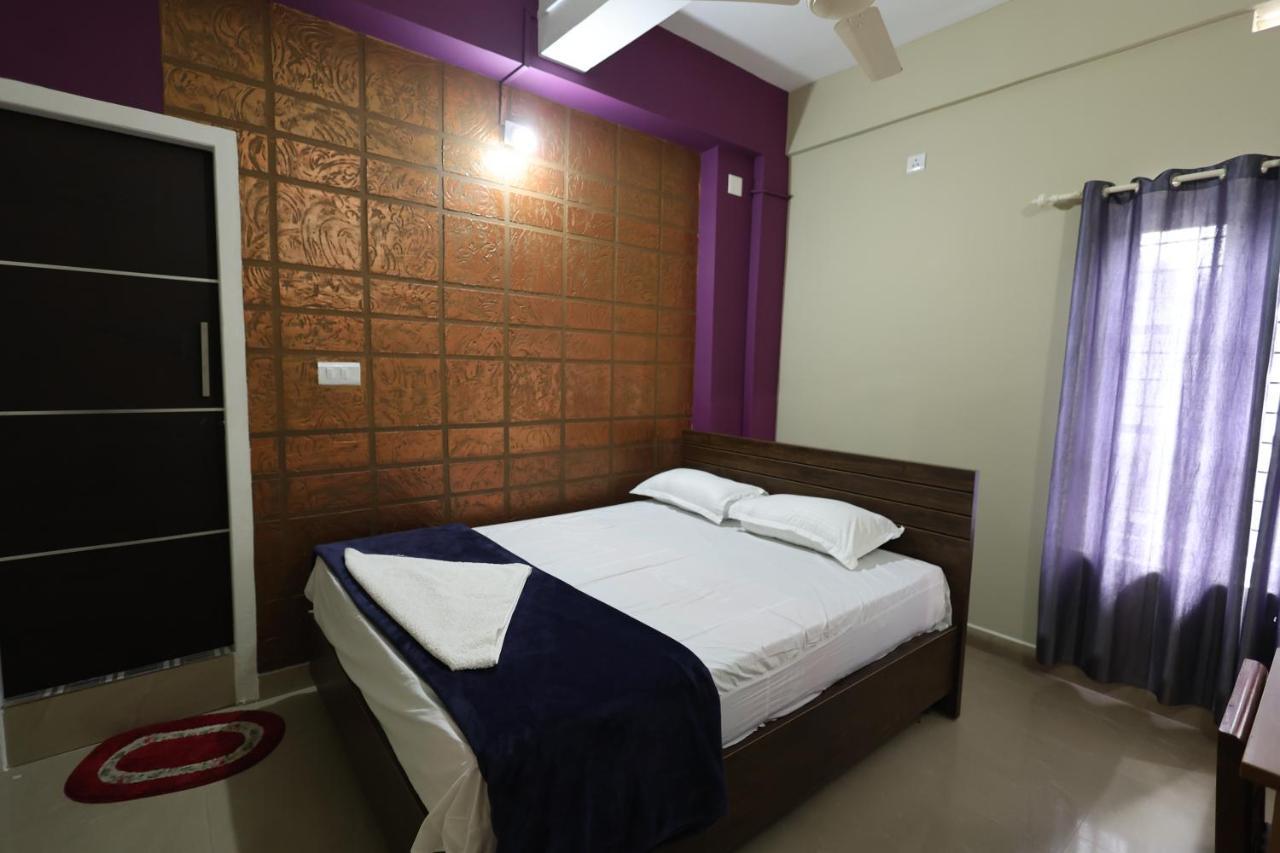 Wayanad Regal Residency Hotel Калпата Екстериор снимка