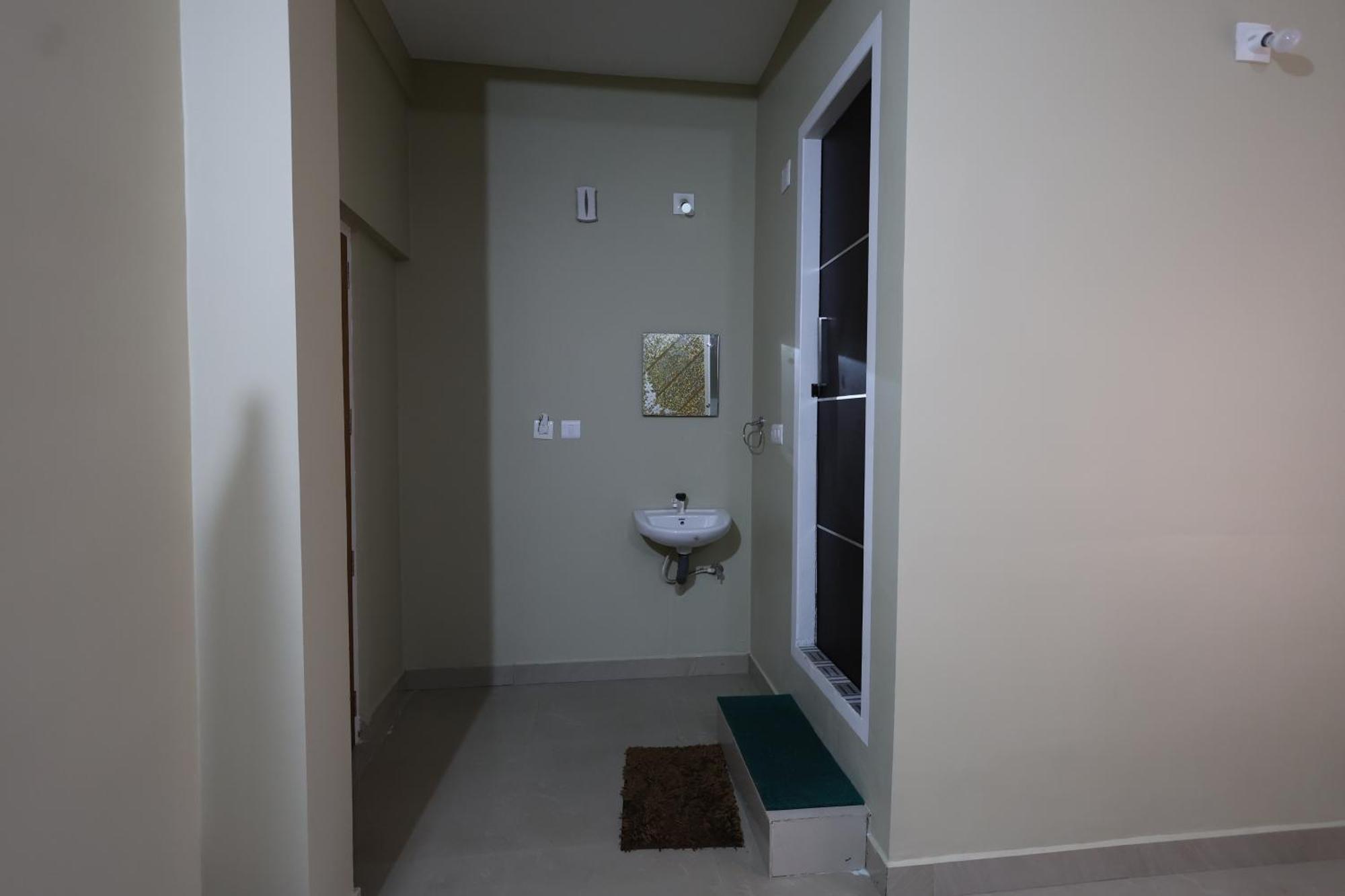 Wayanad Regal Residency Hotel Калпата Екстериор снимка
